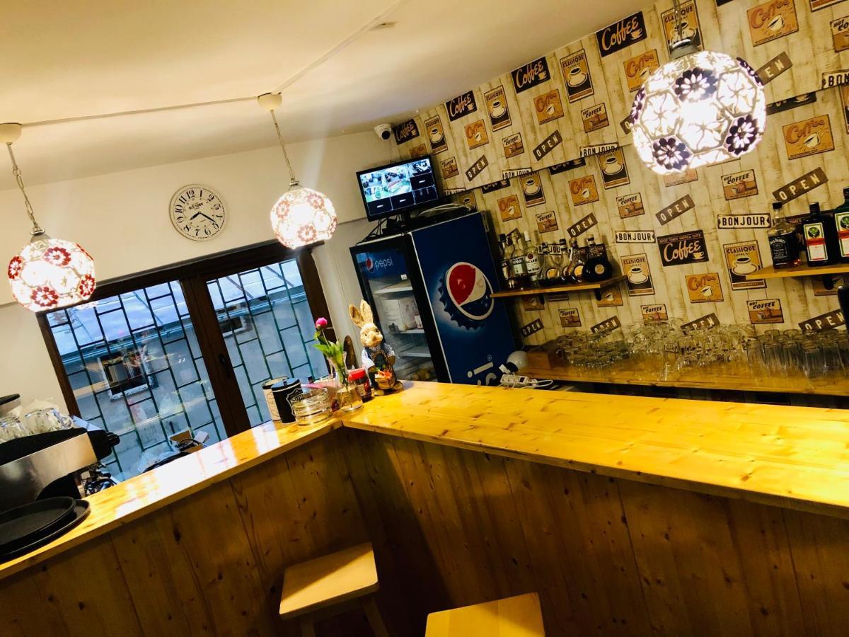 Pensiune & Restaurant Kalinder Buşteni Dış mekan fotoğraf