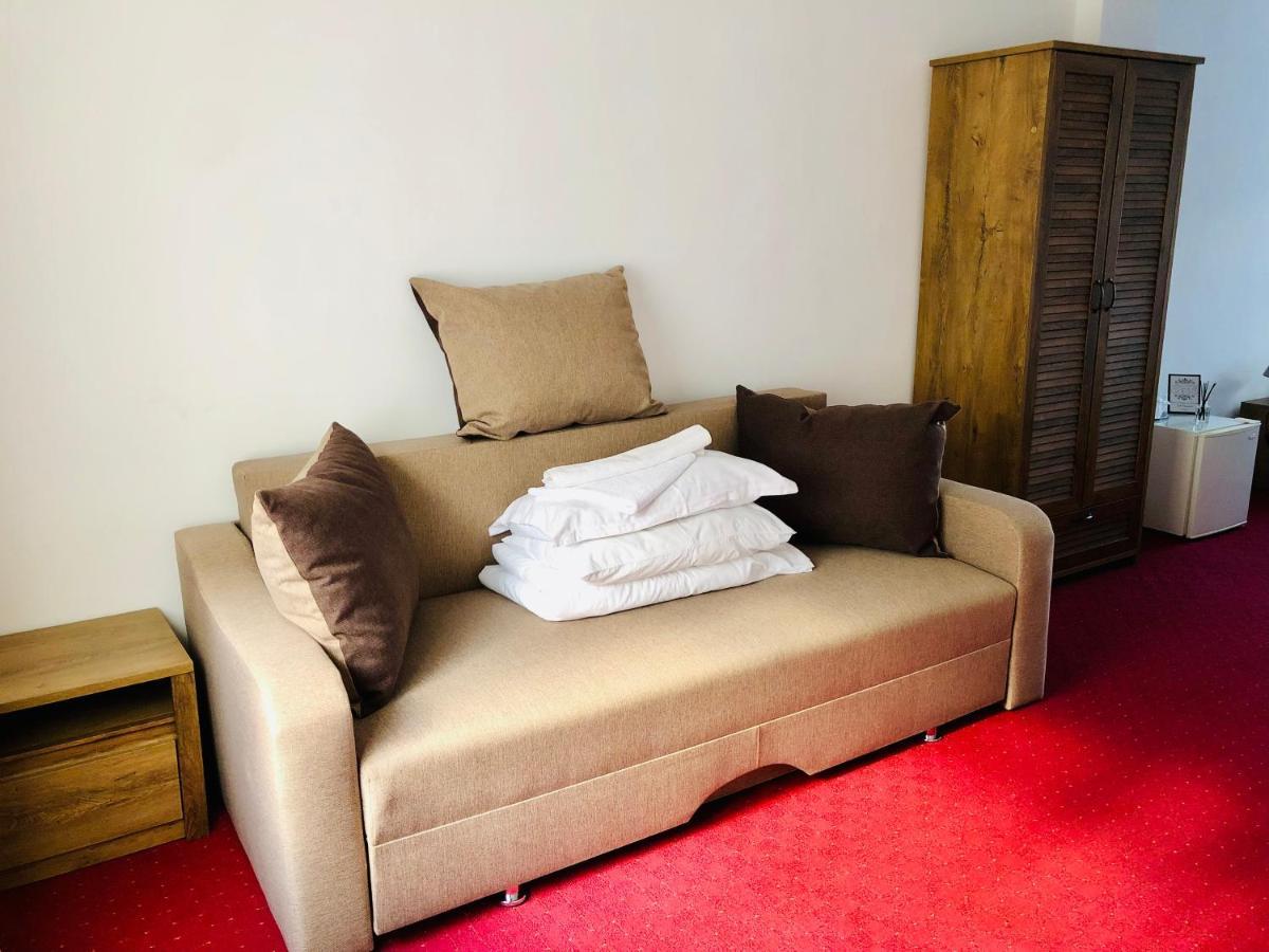 Pensiune & Restaurant Kalinder Buşteni Dış mekan fotoğraf